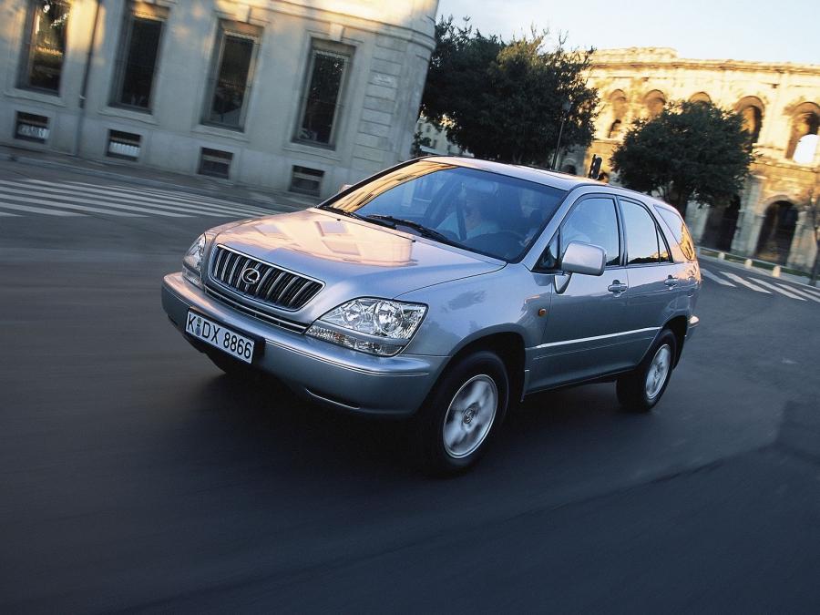  Lexus RX300 2000 года  (EU) (фото 12 из 16)